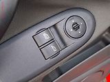 Ford C-MAX (2009) 1.6 16V, ČR, Ambiente - náhled 11