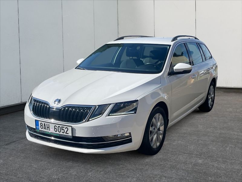 Škoda Octavia 1,6 TDI 85 Style - fotka 3 z 11