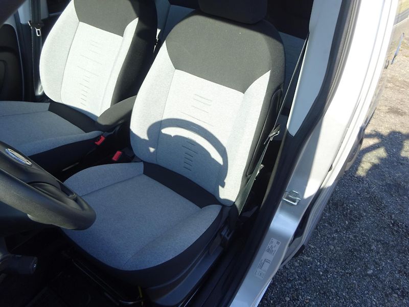 Fiat Fiorino 1.3JTD 70kW ČR 1. MAJITEL DPH - fotka 5 z 22