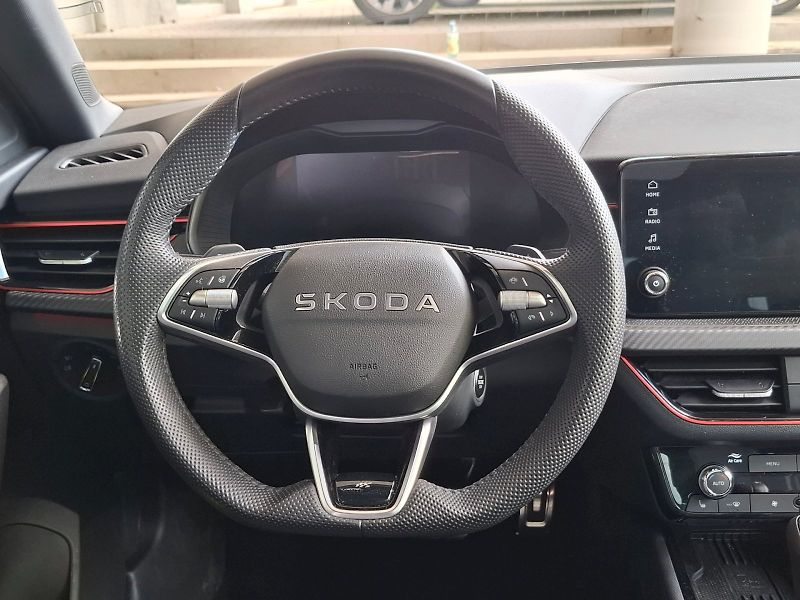 Škoda Scala (2025) MONTE CARLO TSI 85/1.0 A7F - fotka 5 z 27