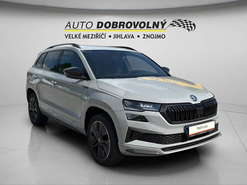 Škoda Karoq Sportline 1,5TSI 110kW DSG/P48 - fotka 11 z 24