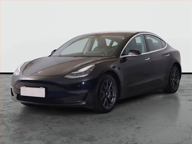 Tesla Model 3 (2019) Std Range Plus 52kWh, SoH 80% - fotka 2 z 25