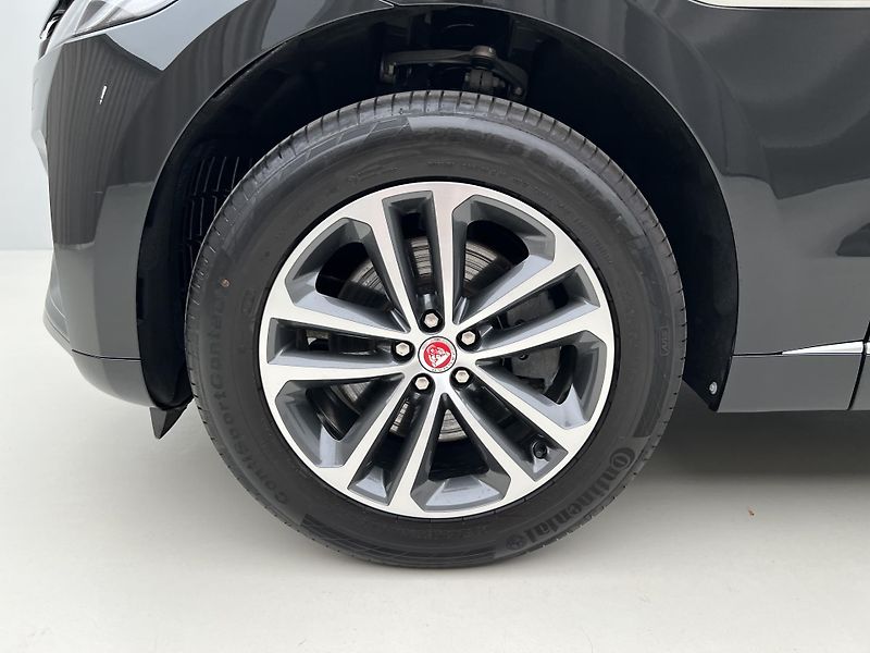 Jaguar F-Pace D200 R-DYNAMIC S AWD AUT - fotka 14 z 44