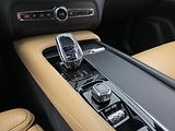 Volvo XC90 B6 AWD INSCRIPTION AUT CZ 7m - náhled 27