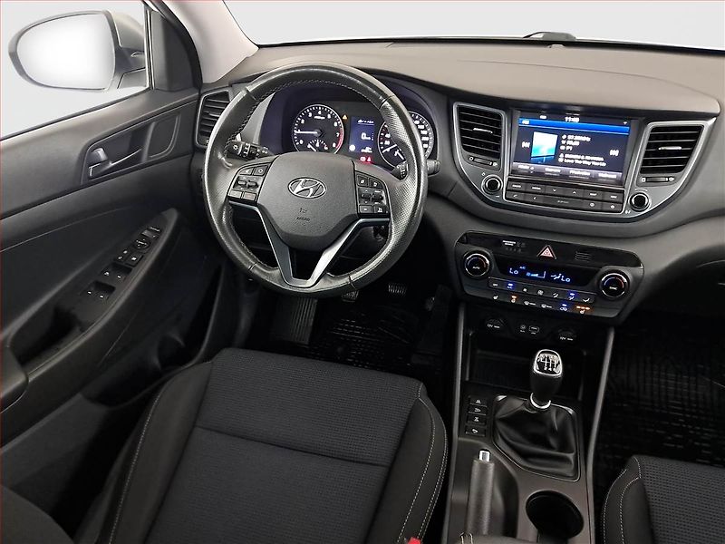 Hyundai Tucson (2018) 1.6 T-GDI, 4X4, Navi - fotka 7 z 18