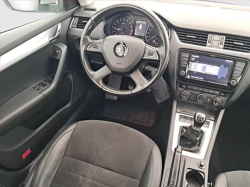 Škoda Octavia (2013) Style 2.0 TDI 4x4, 4X4 - fotka 7 z 17