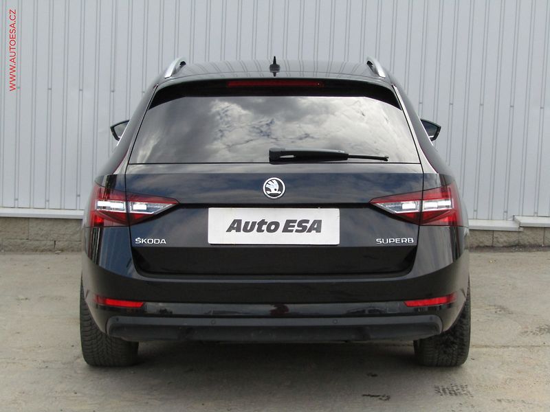 Škoda Superb (2019) 2.0TDi, Style, DSG, bixen - fotka 5 z 23