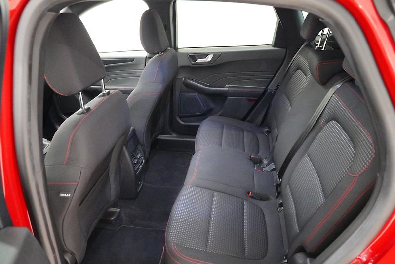Ford Kuga - fotka 26 z 28