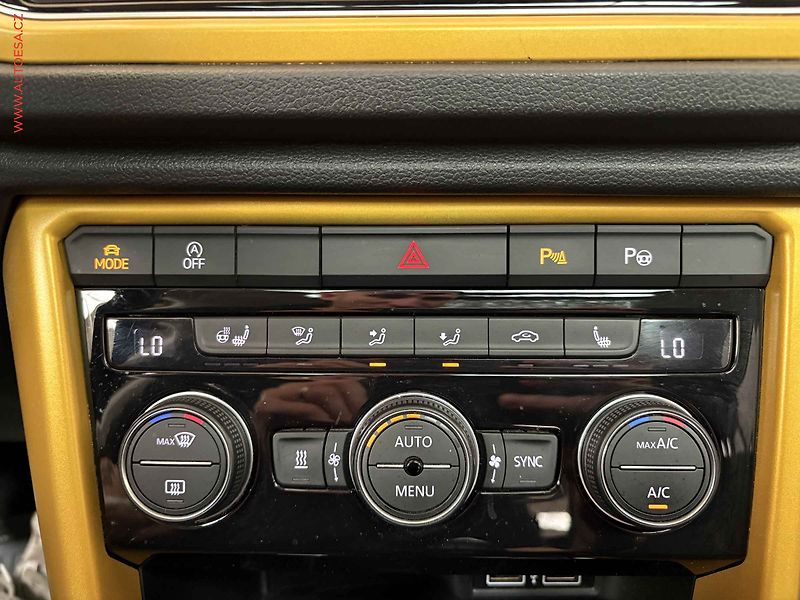 Volkswagen T-Roc (2019) 1.6 TDi, Comfortline, +ALU - fotka 15 z 17