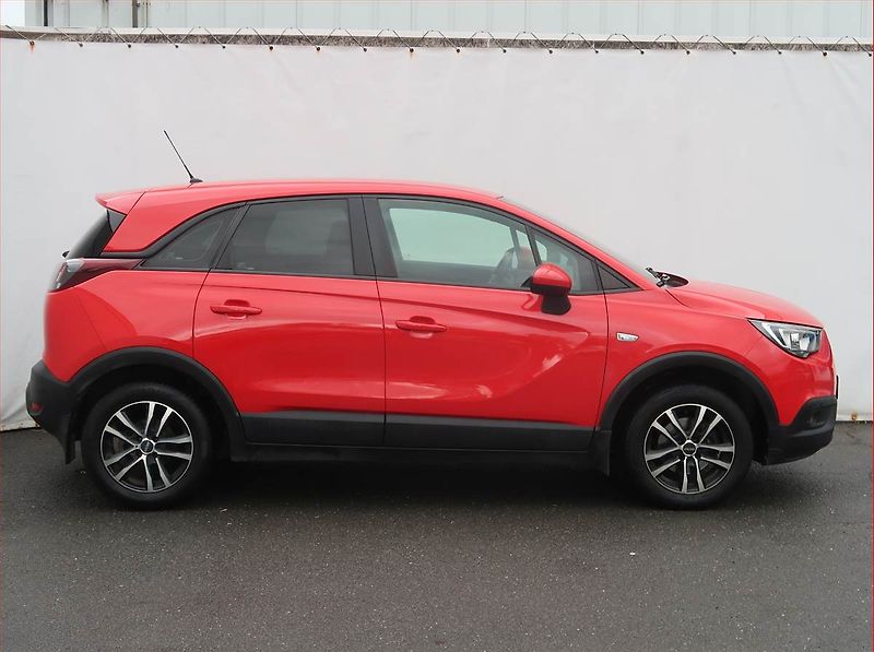 Opel Crossland X (2019) 1.2 Turbo, Automat, Serv.kniha - fotka 6 z 19