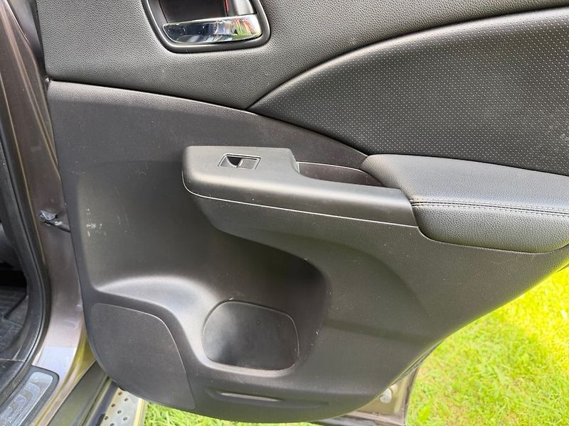 Honda CR-V (2013) - fotka 18 z 36