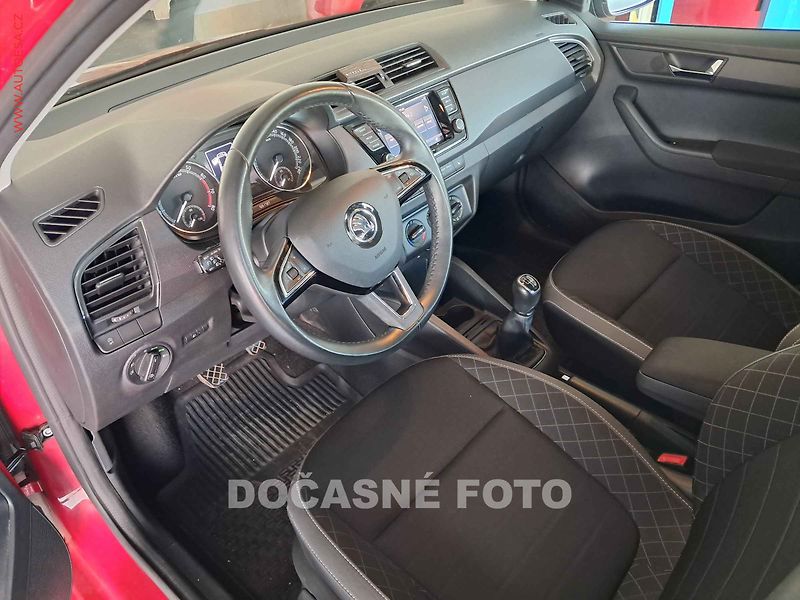 Škoda Fabia (2019) 1.0 TSI, ČR - fotka 3 z 3