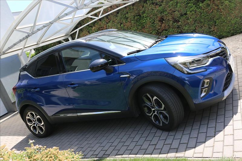 Renault Captur (2020) 1,6 Intens E-TECH Plug-in - fotka 6 z 71