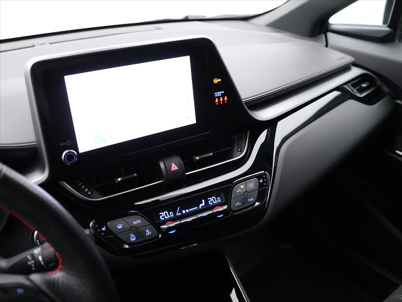 Toyota C-HR 2,0 Hybrid 112kW GR Sport CZ - fotka 18 z 28