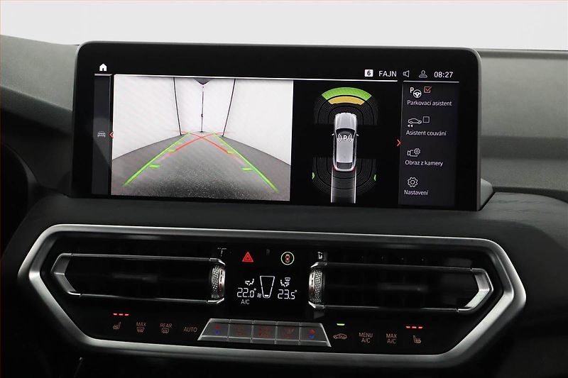 BMW X4 (2024) xDrive20i - fotka 20 z 25