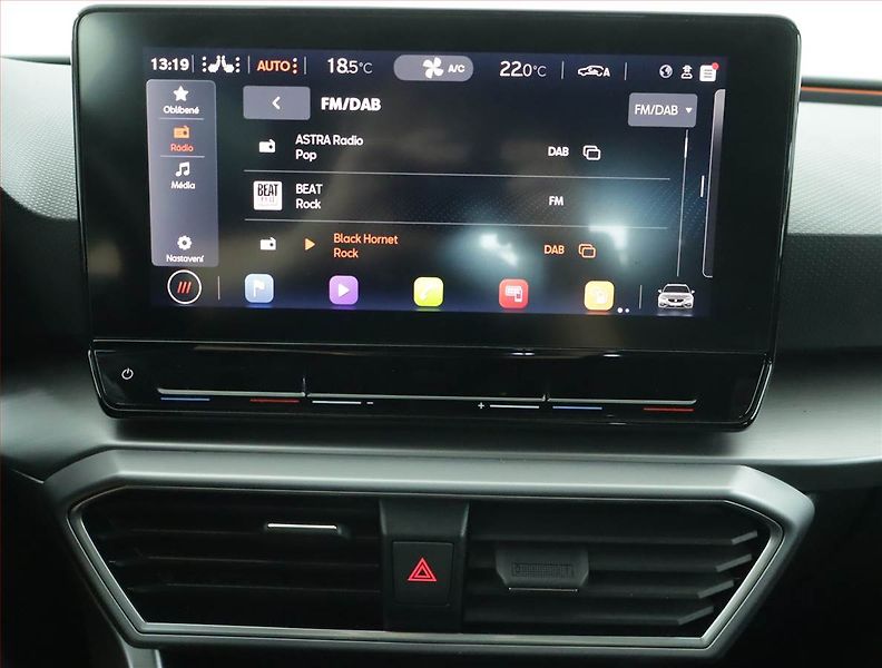 Seat Leon (2022) 1.5 eTSI, Automat, Kůže, Navi - fotka 12 z 20