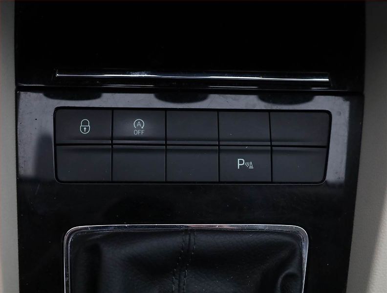 Škoda Octavia (2019) Ambition 2.0 TDI, Serv.kniha - fotka 12 z 17
