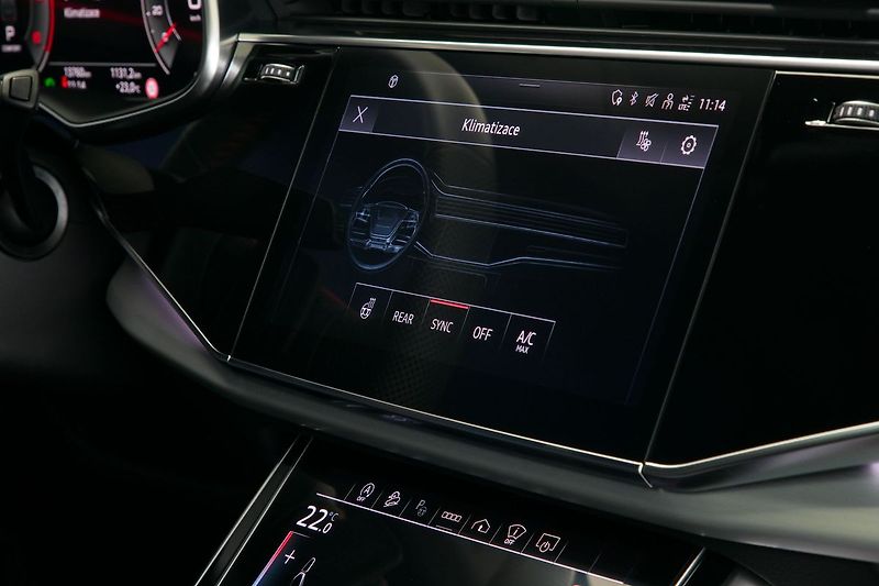 Audi Q7 3.0TDI 210kW S-line 7m ZÁRUKA - fotka 30 z 50