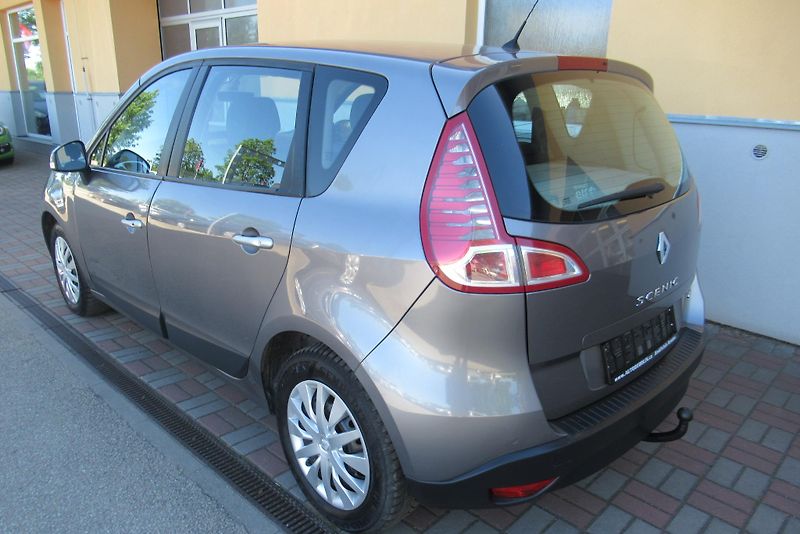 Renault Scénic 1.5 DCi AUT. KLIMA TAŽNÉ - fotka 2 z 20