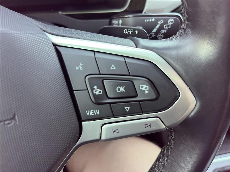 Volkswagen Passat 2,0 TDi DSG DPH  Webasto,Kamer - fotka 24 z 50