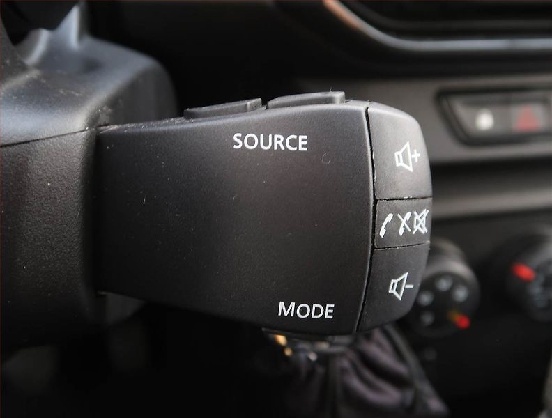 Dacia Sandero (2021) 1.0 SCe, ČR,1.maj, Tempomat - fotka 16 z 16