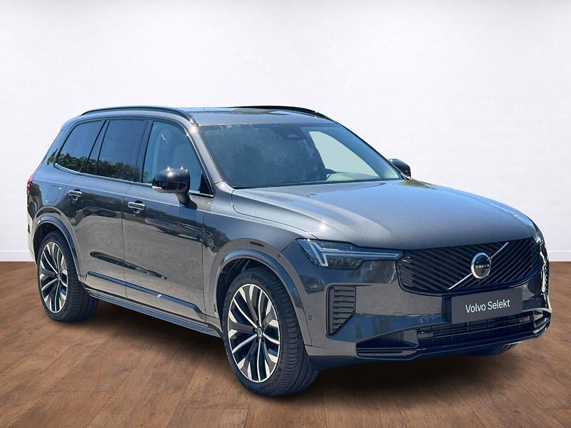 Volvo XC90 PLUS T8, 360°,VZDUCH, VENTILAC - fotka 7 z 23