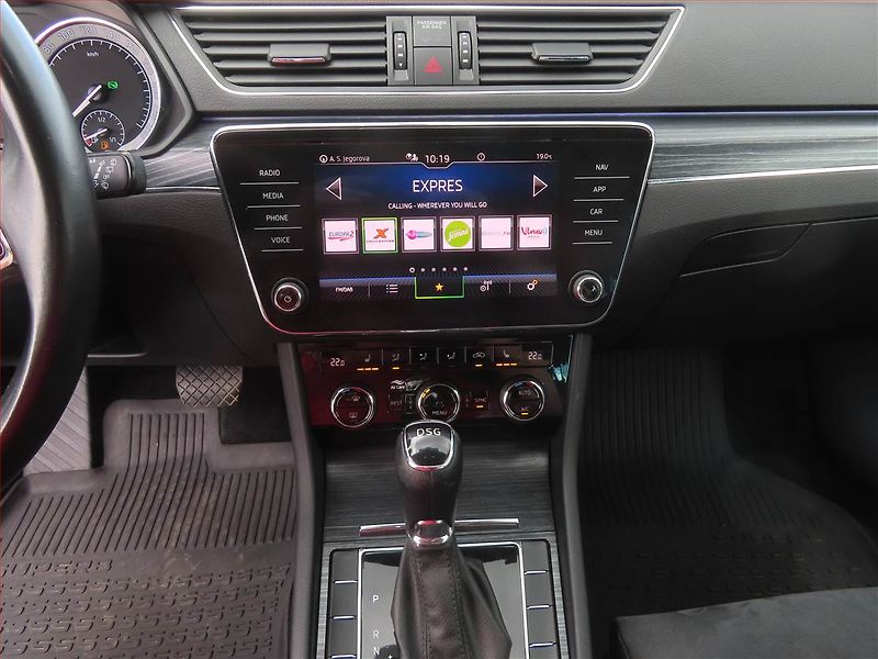 Škoda Superb (2020) Style 2.0 TDI, Automat - fotka 12 z 25
