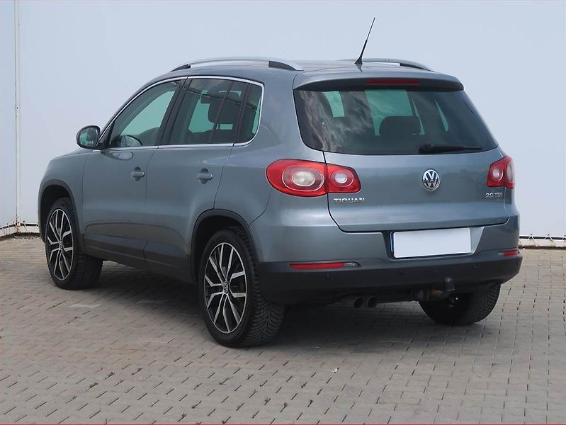 Volkswagen Tiguan (2008) 2.0 TDI, 4X4, Navi, Xenony - fotka 4 z 19