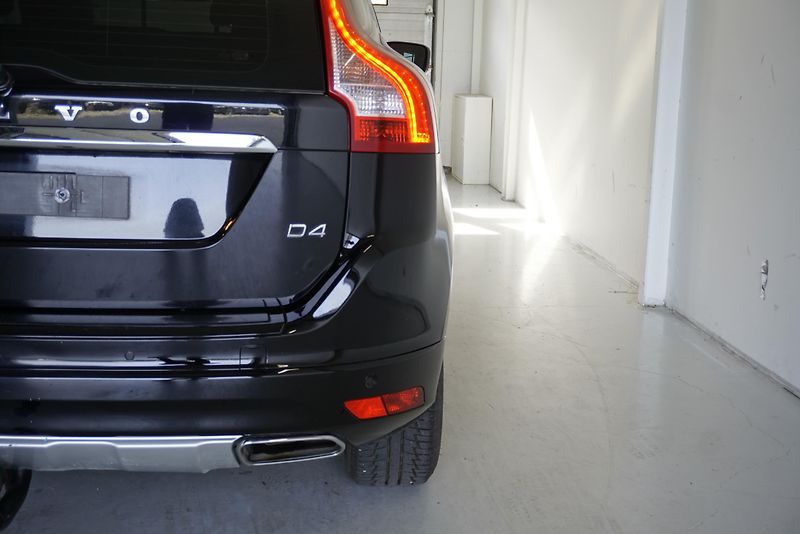 Volvo XC60 (2015) XC60  2,0 D4 AUTOMAT - fotka 9 z 30