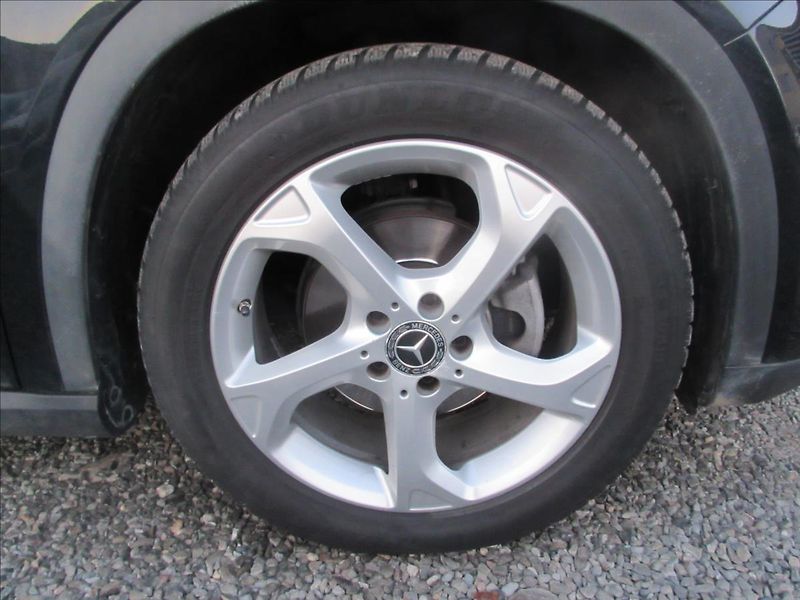 Mercedes-Benz GLA 2,0 - fotka 17 z 19