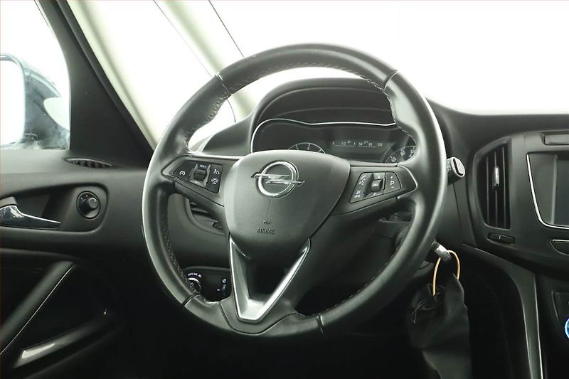 Opel Zafira (2019) 1.6 Turbo, 7 míst, Navi - fotka 8 z 14