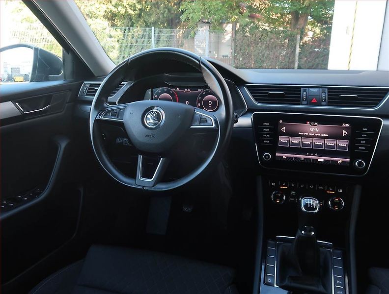Škoda Superb (2019) Style 2.0 TDI, Serv.kniha - fotka 7 z 26