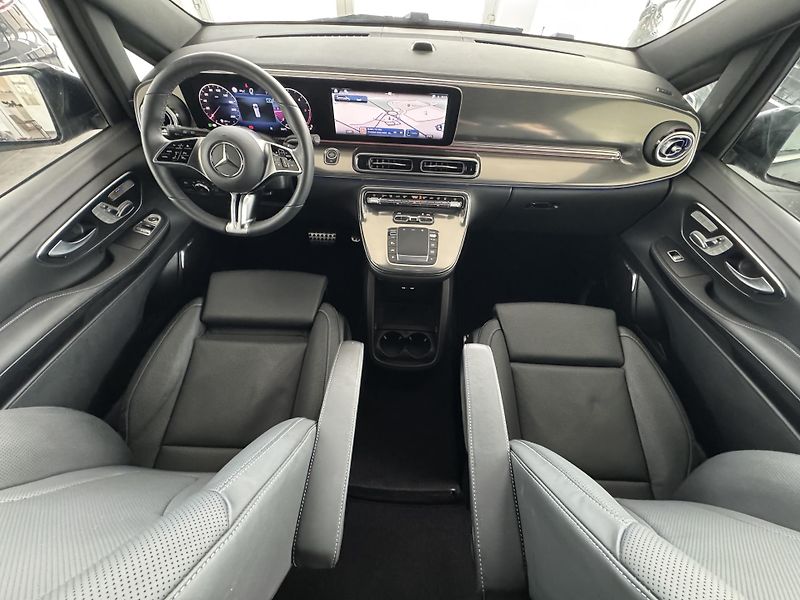 Mercedes-Benz Třídy V (2026) V300d 4M AMG XL EXCLUSIVE - fotka 9 z 46
