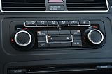 Volkswagen Touran 1.6TDi 77kW TAŽNÉ  - náhled 32