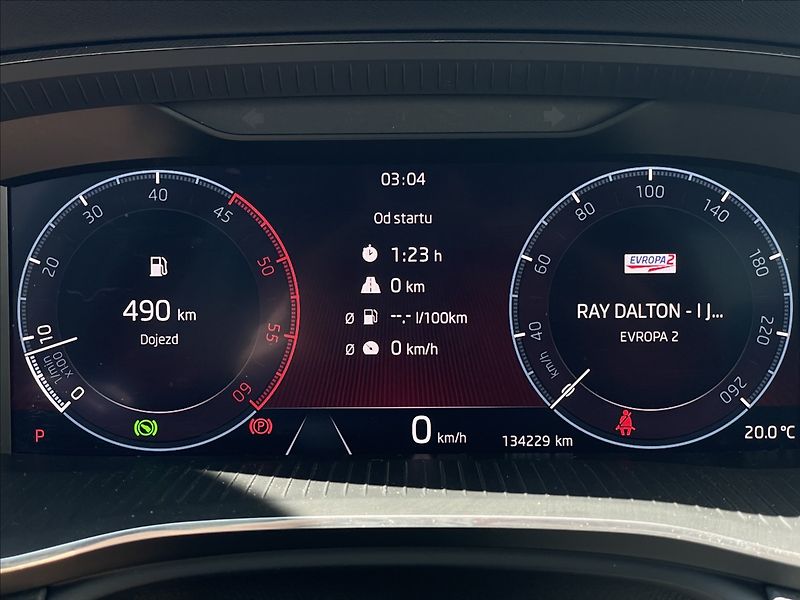 Škoda Octavia 2,0 TDI DSG Ambition Plus LED - fotka 10 z 24