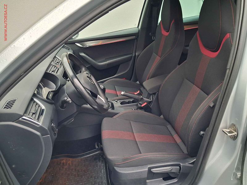 Škoda Octavia (2019) 1.6TDi, 2.maj,ČR, LED, autoAC - fotka 9 z 18