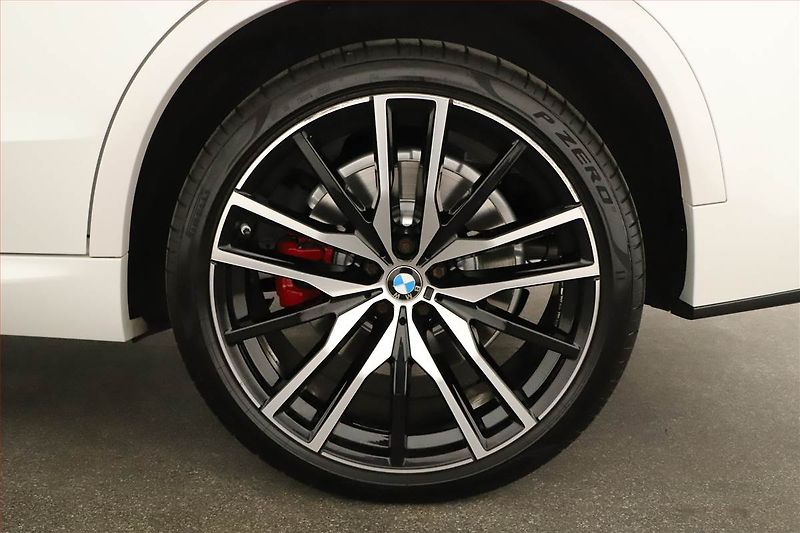 BMW X5 (2021) xDrive30d - fotka 12 z 29
