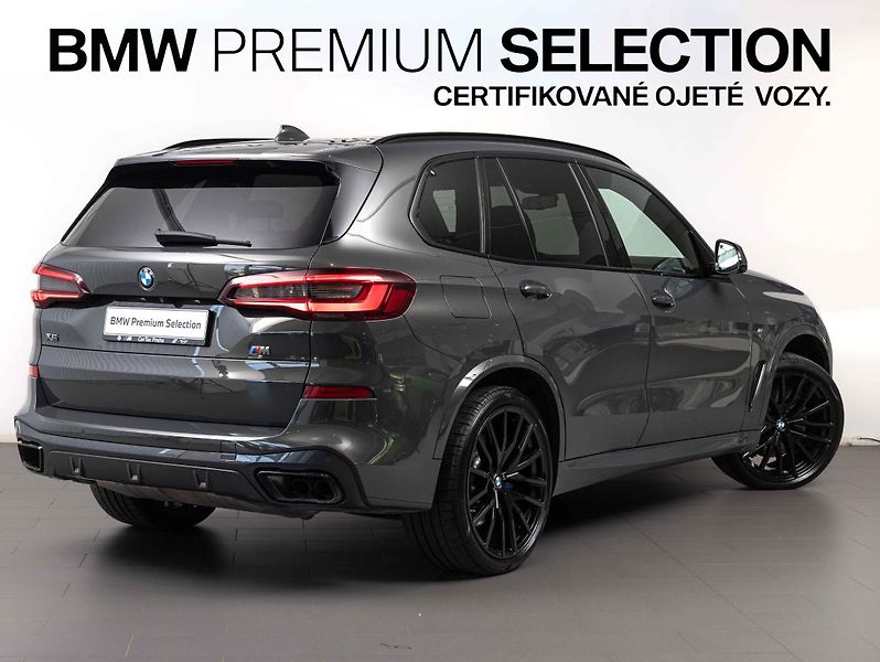 BMW X5 M50i - fotka 5 z 24
