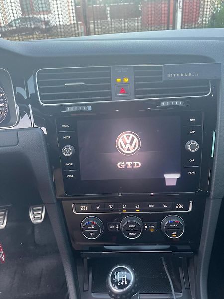 Volkswagen Golf (2018) GTD - fotka 16 z 26