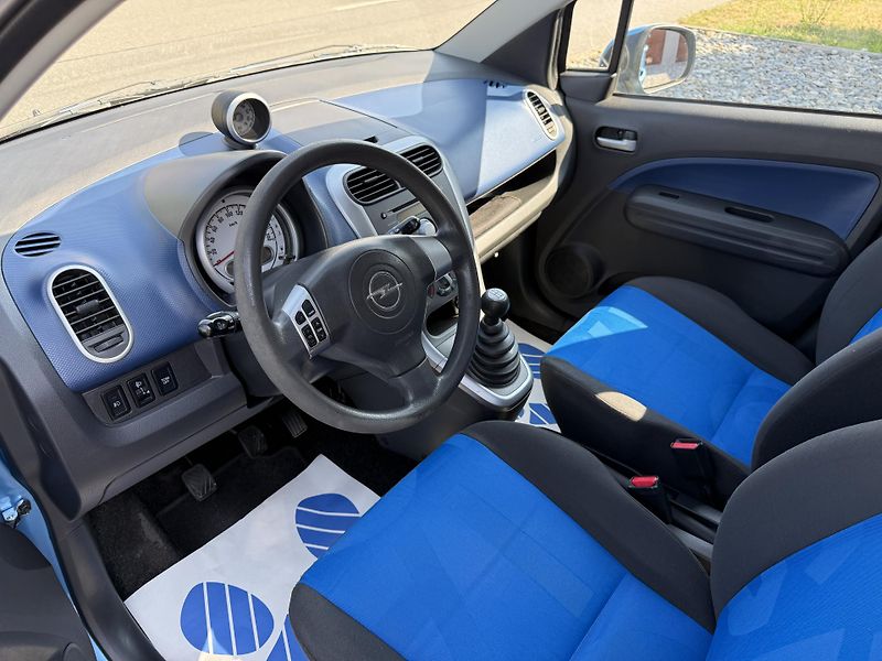 Opel Agila 1.0i KLIMA PEKNY  1 MAJITEL. - fotka 9 z 13