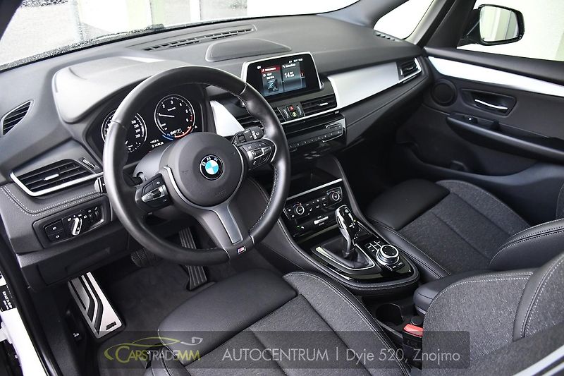 BMW Řada 2 216d GT TAŽNÉ ČR 7MÍST 1M - fotka 9 z 54