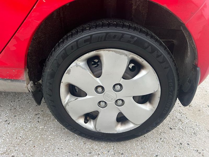 Kia Picanto 1,1 - fotka 13 z 14