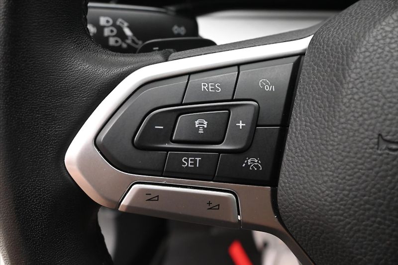 Volkswagen Golf 2,0 TDI 110kW DSG Life Záruka - fotka 22 z 29