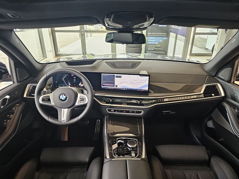 BMW X5 xDrive30d - fotka 22 z 38