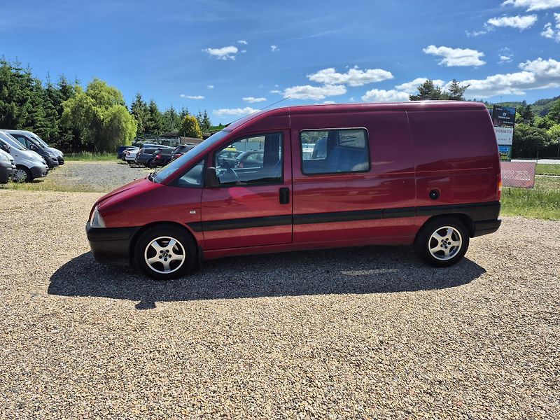 Fiat Scudo (2005) 2.0Hdi Long 5 míst  - fotka 9 z 22