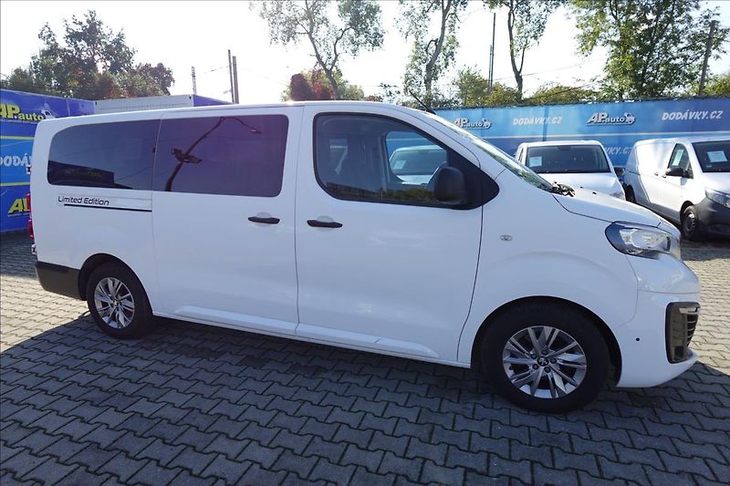 Peugeot Expert 2,0 HDI  Traveller L3H1 8MÍST - fotka 8 z 36