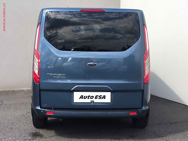 Ford Transit Custom (2021) 2.0TDCi L2  5míst, Limited - fotka 5 z 21