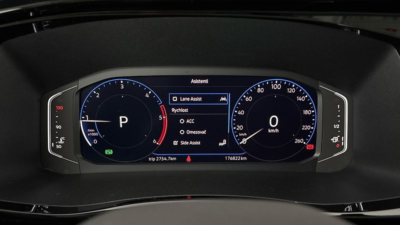 Volkswagen Multivan 2.0 TDI DSG 4motion Highline - fotka 10 z 28