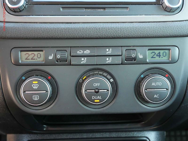 Volkswagen Tiguan (2009) 2.0 TDi 4x4, ČR, Xenon, AC - fotka 14 z 17