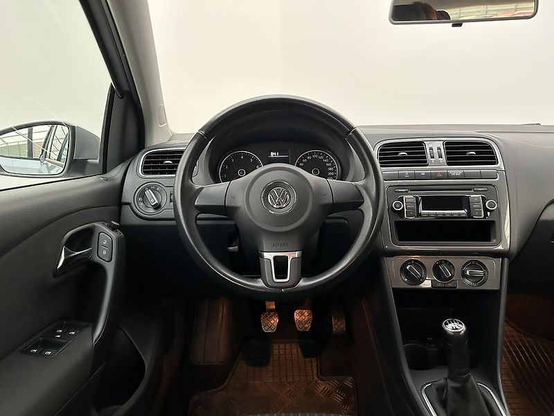 Volkswagen Polo 1.4 TSI Comfort - fotka 5 z 25